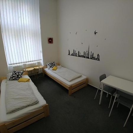 Rooms Veveri - Uvoz, 10 Min Pesky Do Centru Brno Exterior foto