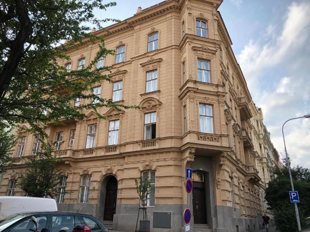 Rooms Veveri - Uvoz, 10 Min Pesky Do Centru Brno Exterior foto