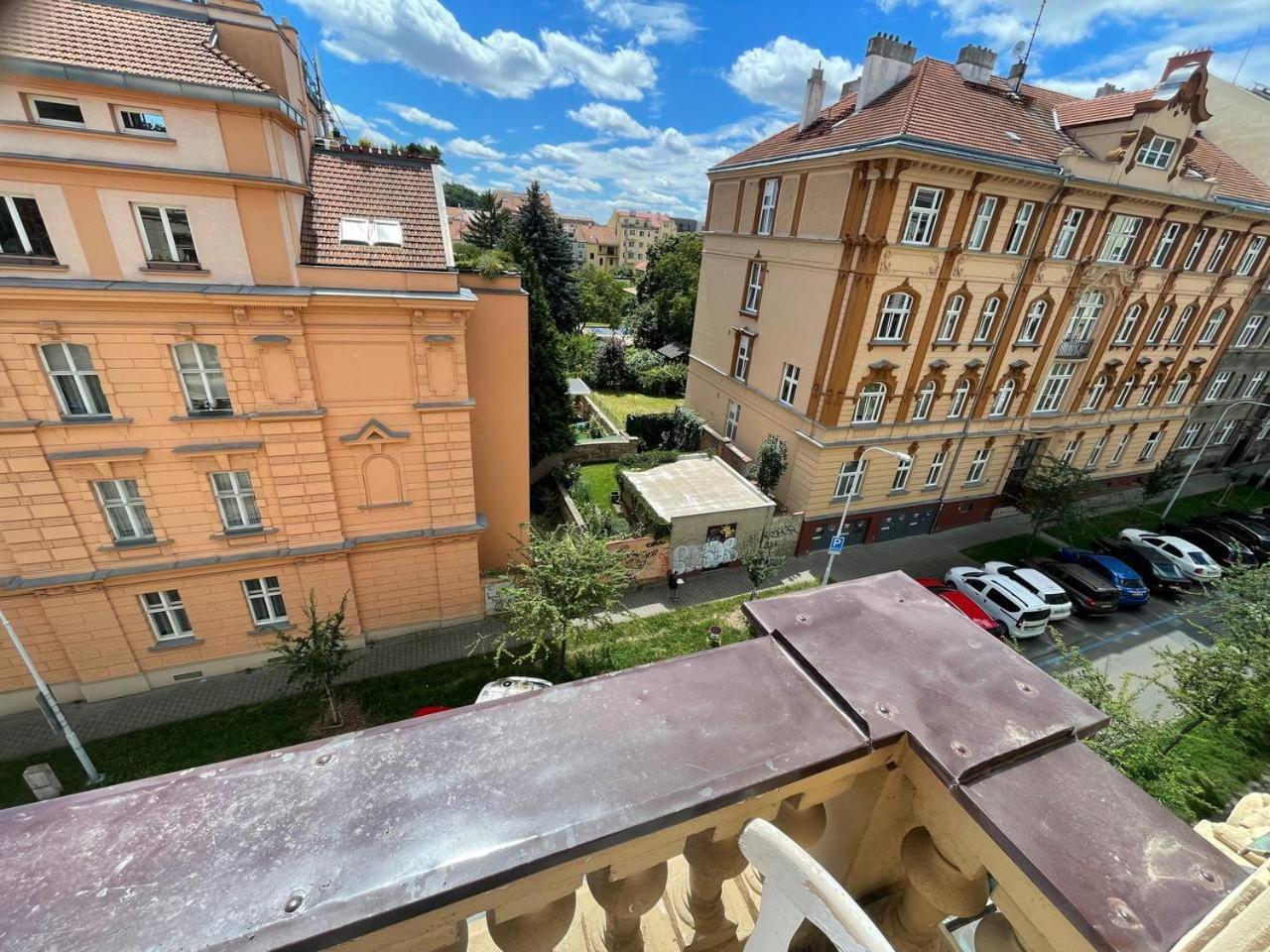 Rooms Veveri - Uvoz, 10 Min Pesky Do Centru Brno Exterior foto